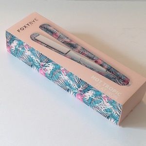 foxybae hot tropic flat iron
